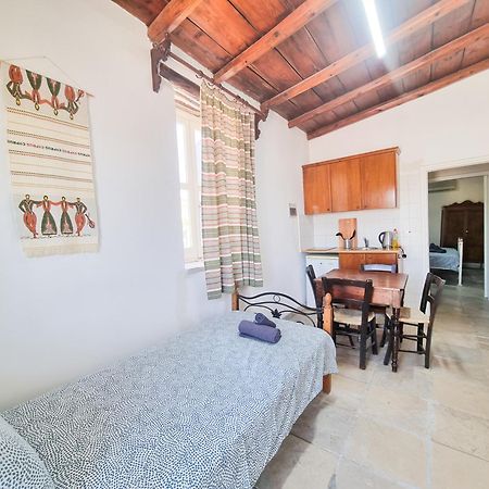 Apartmán Athena'S Pool Oasis Skarinou Exteriér fotografie