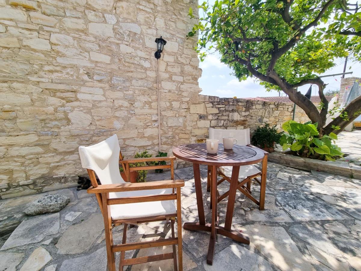 Apartmán Athena'S Pool Oasis Skarinou Exteriér fotografie